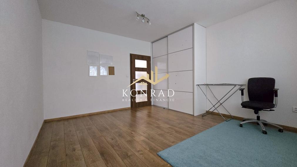 KONRAD reality  – PRENÁJOM – 3 izbový byt vo Vrábľoch