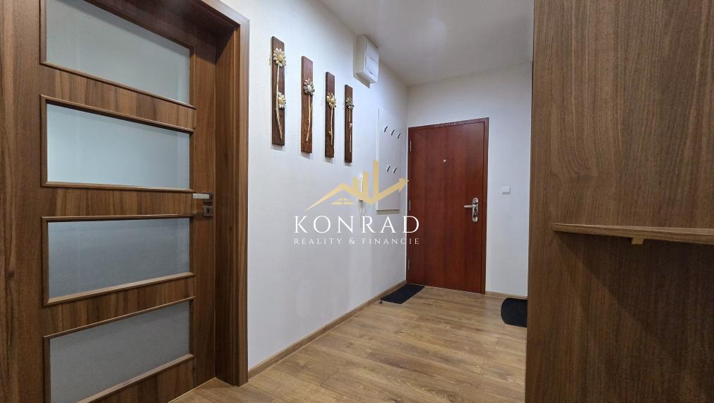 KONRAD reality  – PRENÁJOM – 3 izbový byt vo Vrábľoch