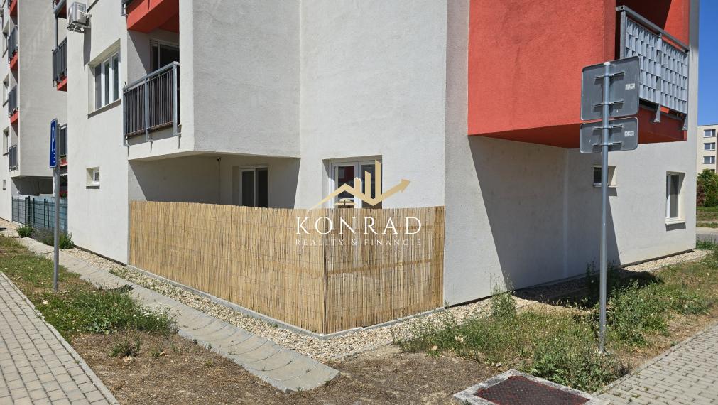 NA PRENÁJOM | 1 izb. byt | 43+16m² | Vráble