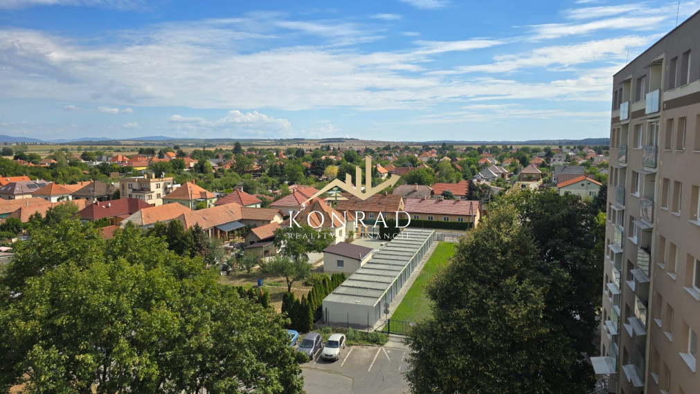 NA PREDAJ | 3 izb. byt | 68m² | Vráble