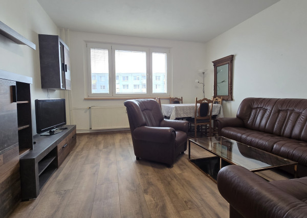 NA PRENÁJOM 3-izbový byt, Vráble