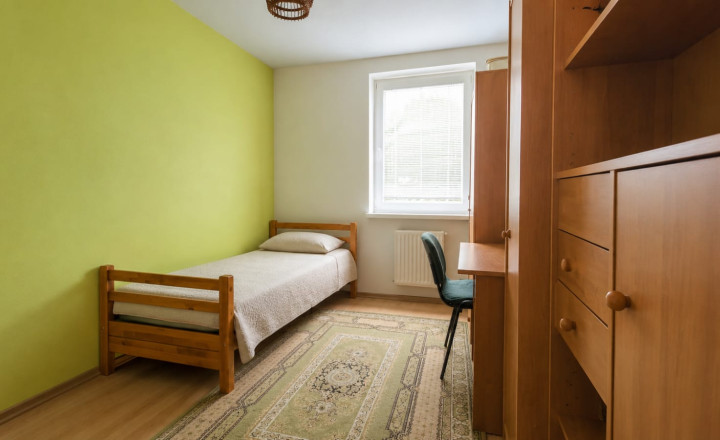 NA PREDAJ | 3 izb. byt | 68m² | Vráble - fotografia 3